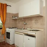 Apartments With Parking Space Premantura, Medulin - 7462